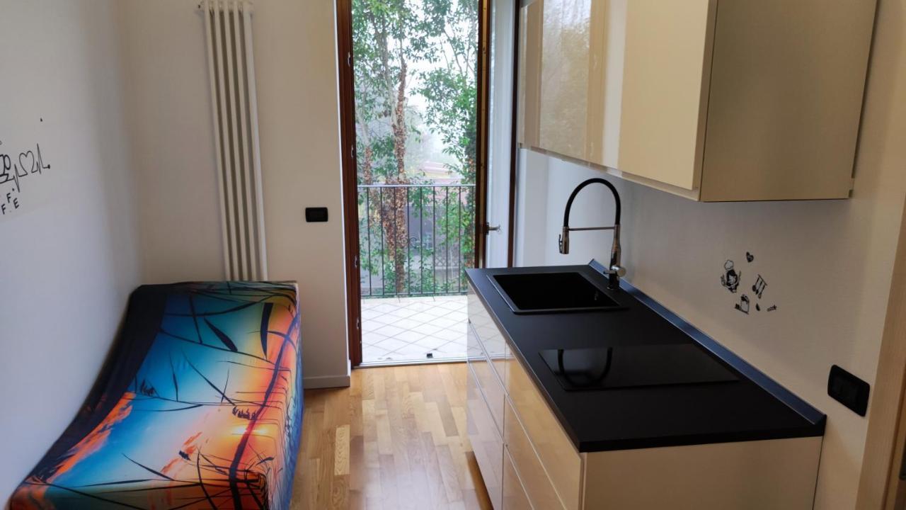 Casa Dolcitalia A Gardaland Con Piscina Apartment Ronchi  Bagian luar foto