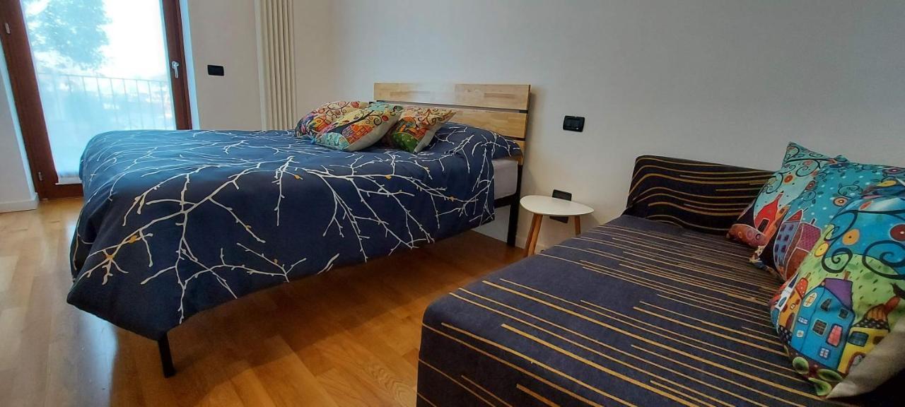 Casa Dolcitalia A Gardaland Con Piscina Apartment Ronchi  Bagian luar foto